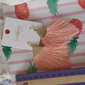 High quality for sale place to go look at this 🍑 flowing approx.3" 👂 drop